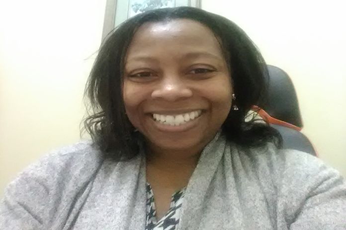 akilah_holder