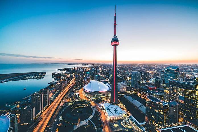 cn_tower_dusk