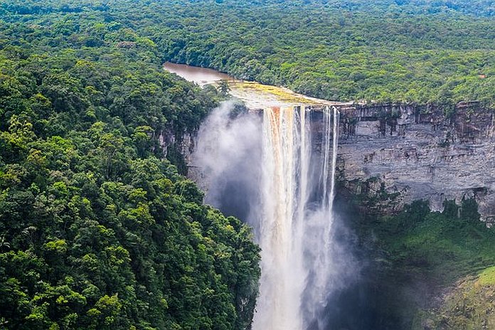 guianas_suriname