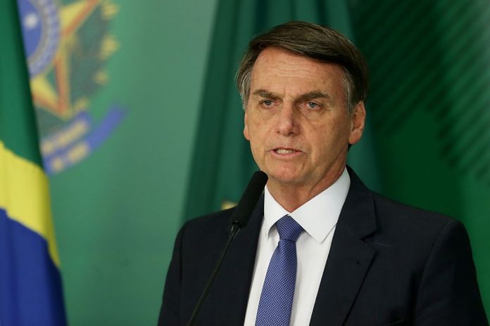 BRASILIA, Jan. 26, 2019 (Xinhua) -- Brazil's President Jair Bolsonaro attends a press conference on the collapse of a dam, at Planalto Palace, in Brasilia, capital of Brazil, on Jan. 25, 2019. At least seven people were killed, nine injured and at least 150 others are missing after a tailings dam collapsed Friday afternoon in southeastern state of Minas Gerais, the state government said Friday evening. (Xinhua/Ernesto Rodrigues/AGENCIA ESTADO/IANS)