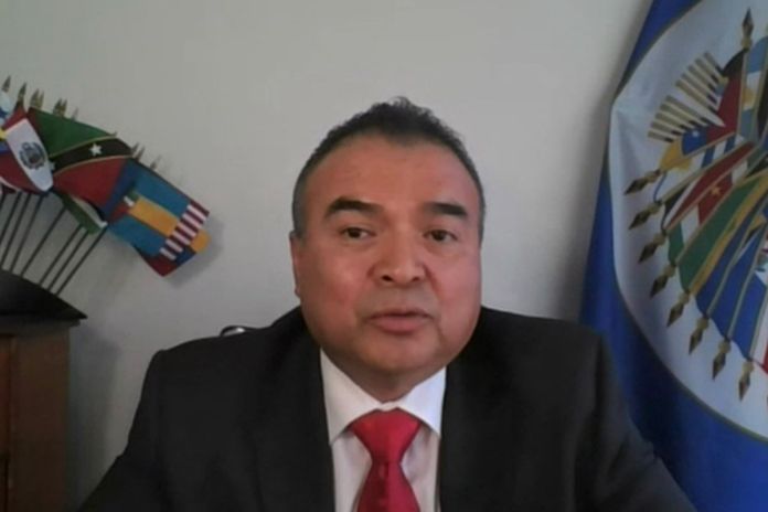 nestor_mendez