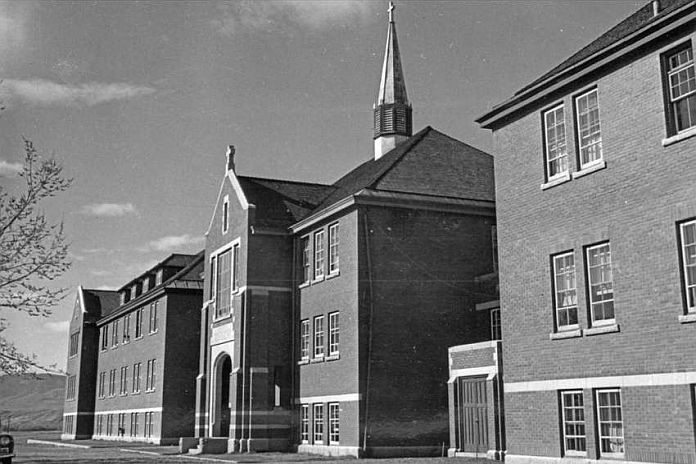 kamloops_school
