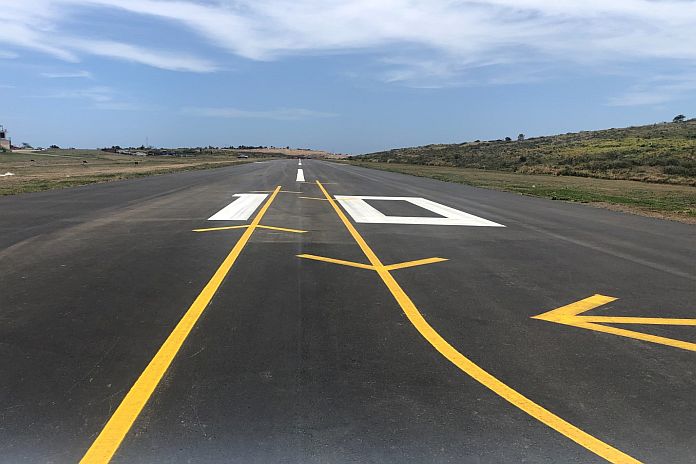 mont_airport_runway