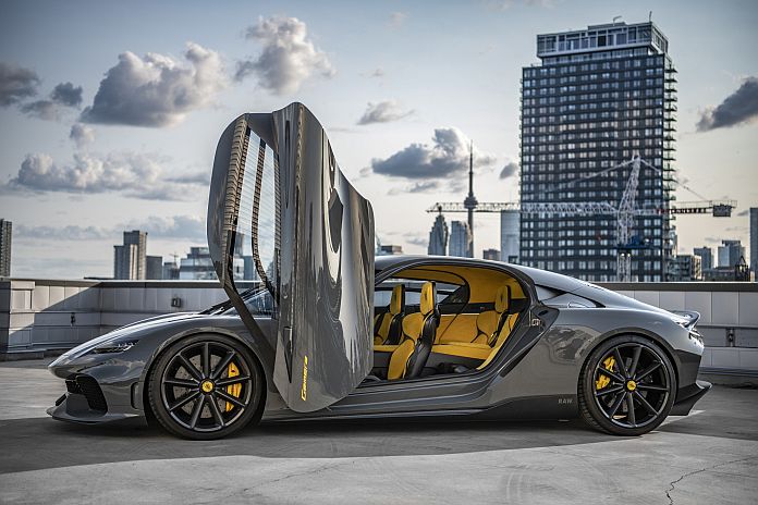 Grand Touring Automobiles-Koenigsegg-s land-based rocket ship ar