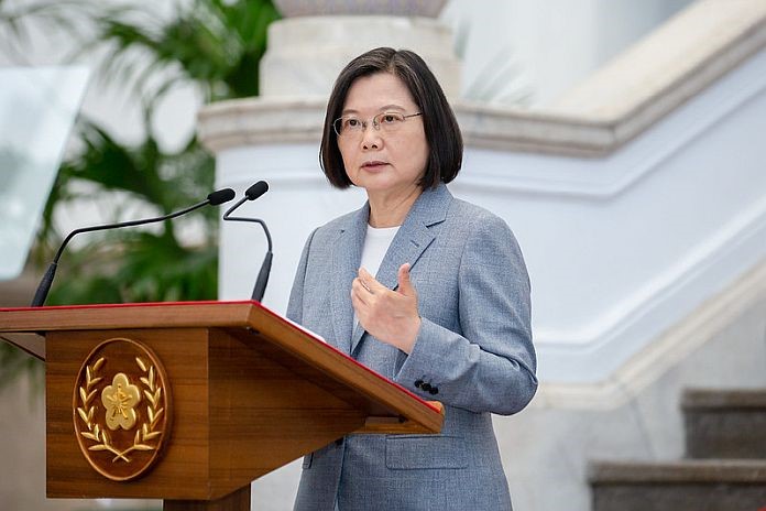tsai_wen