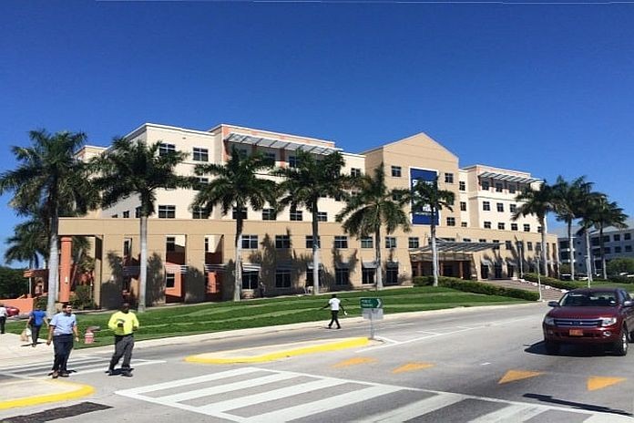 gov_bld_cayman