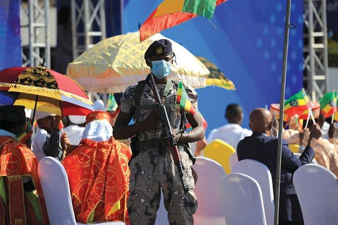 ethiopian_ police_ officer