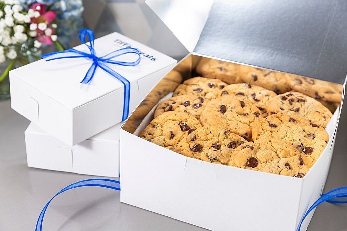Tiffs_Treats_dozens