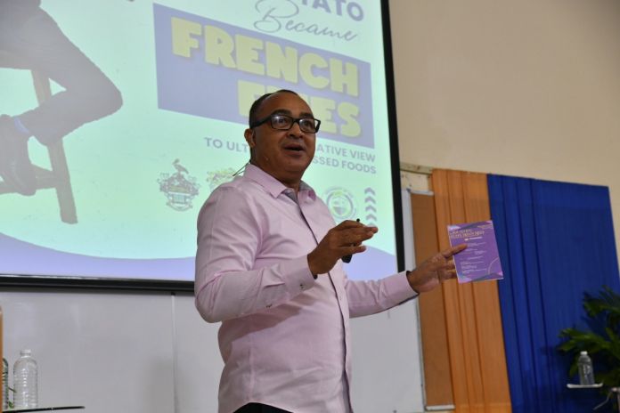christopher_tufton