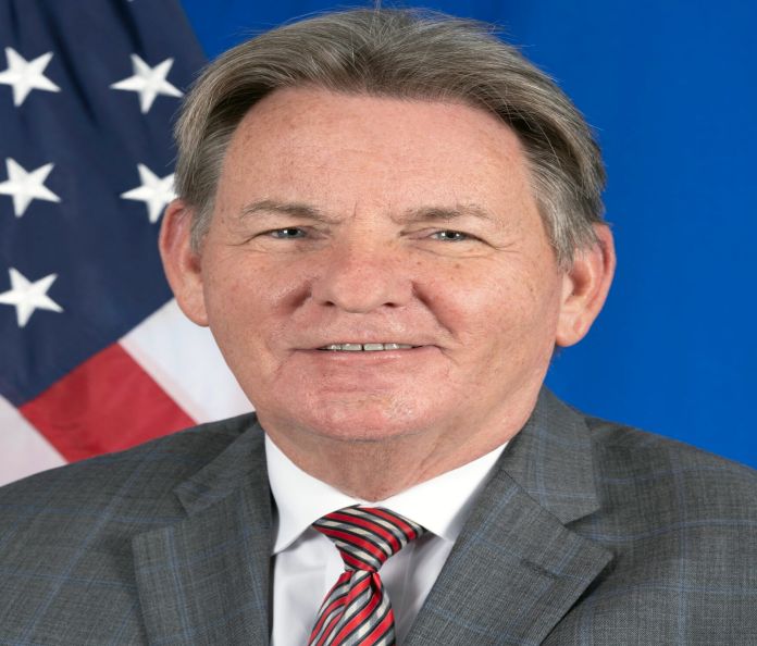 dennis_hankins