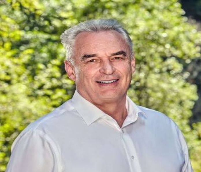 delon_human