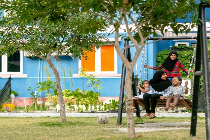 Maldives_HIV, syphilis and hepatitis B