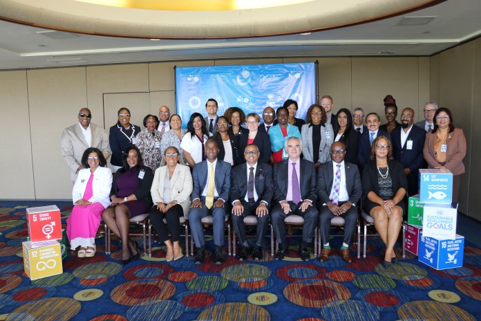 moncom_eclac
