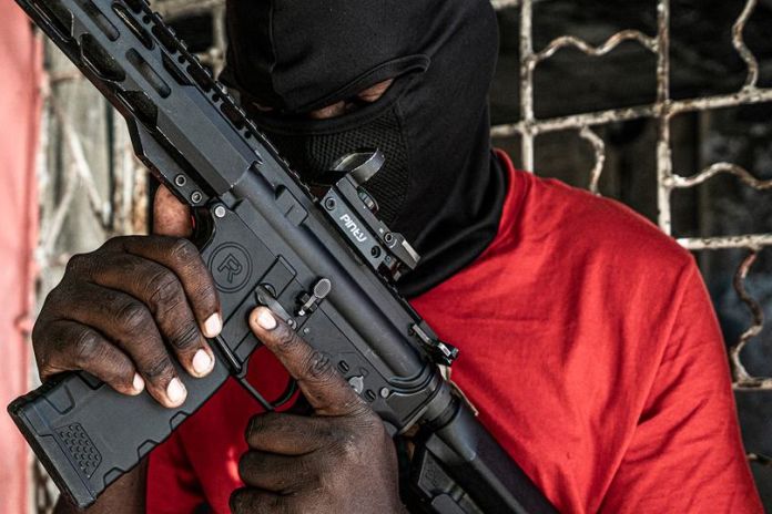 rifle_ Delmas 3_haiti