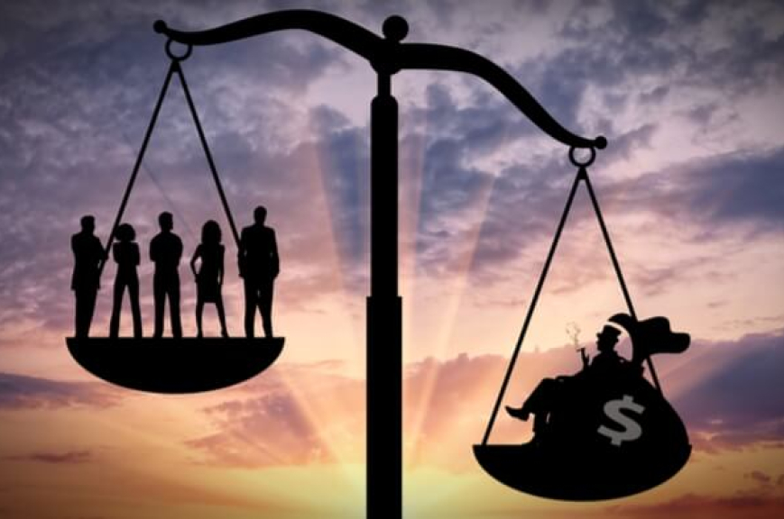 income_ineq_comm