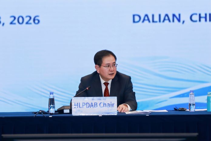 hlpdab_chair